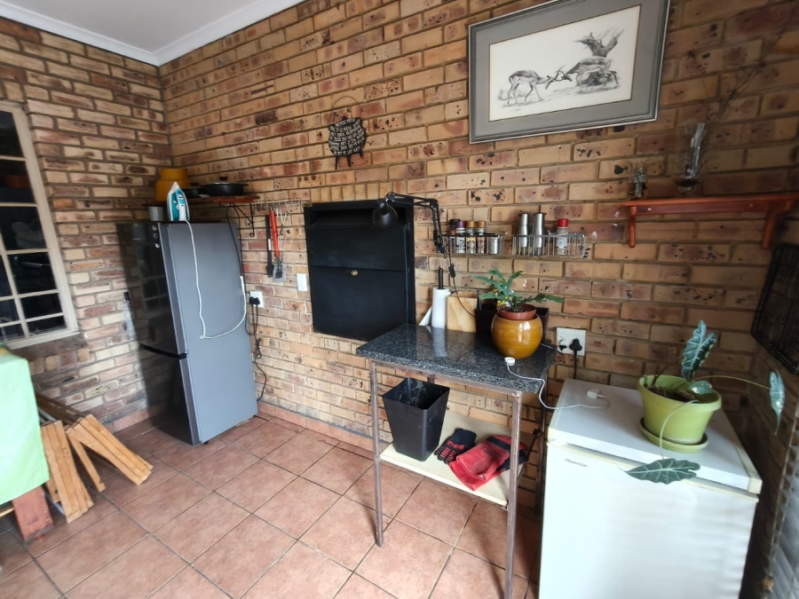 3 Bedroom Property for Sale in Safari Gardens North West